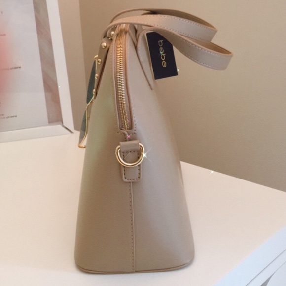 BEBE Hand bag - Picture 2 of 4